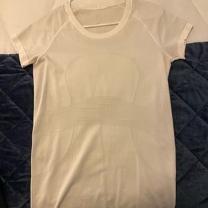 Lululemon white swiftly short sleeve top size 8